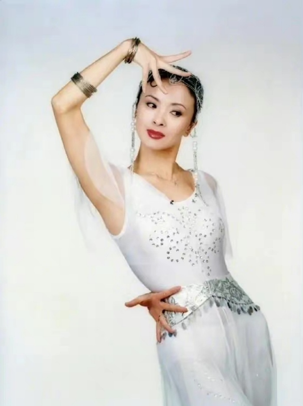 被誉为东方美神与杨丽萍齐名舞蹈家著名演员周洁病逝好友发文悼念