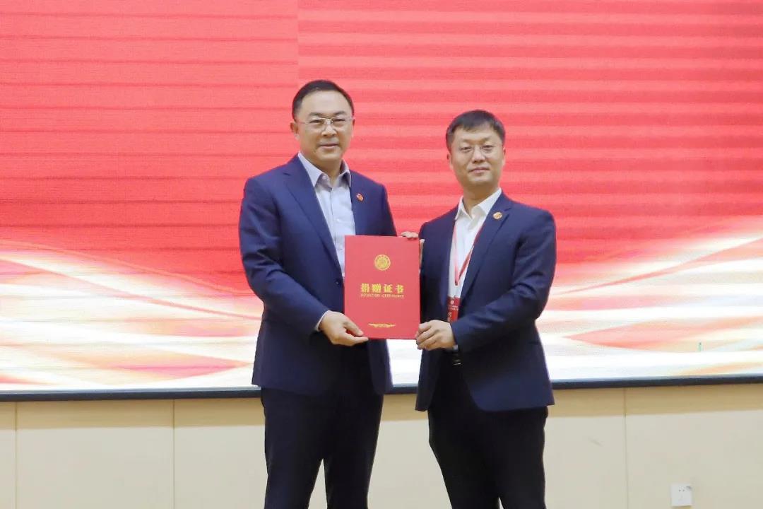 总裁赵文强参加仪式,10月18日,山东建筑大学建