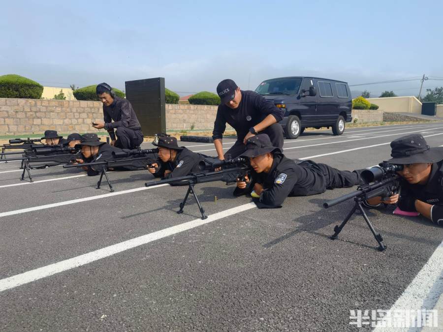 特警支队猎鲨突击队员曲建霖千锤百炼锻枪王反恐处突急先锋