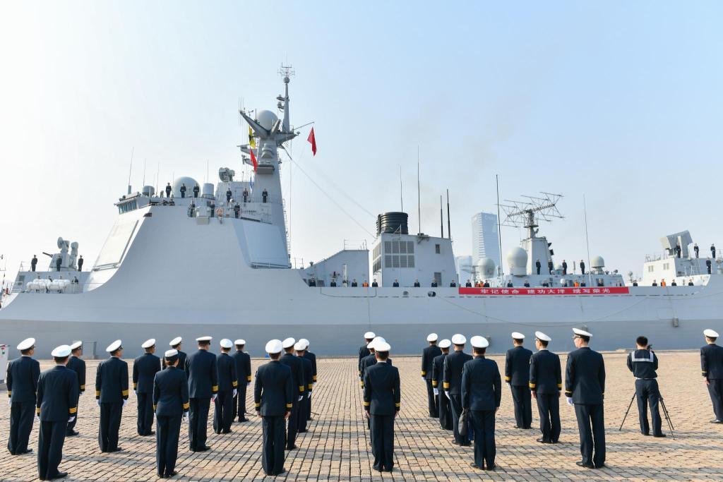 海军第39批护航编队圆满完成任务顺利返回青岛