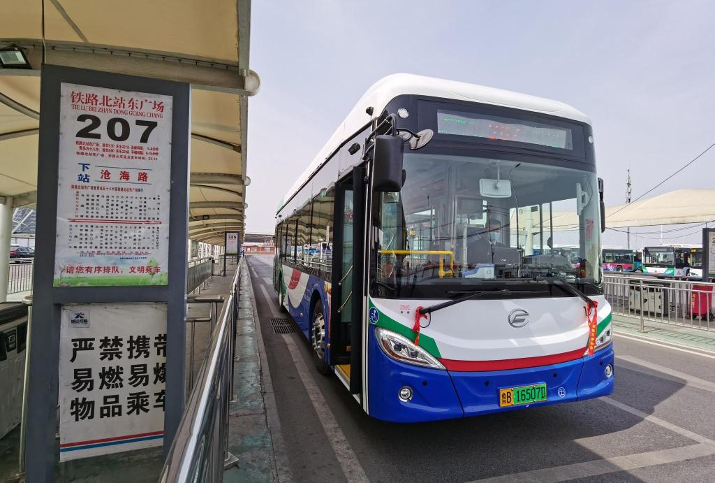 青岛23路,207路换上纯电动公交 乘坐更舒适!