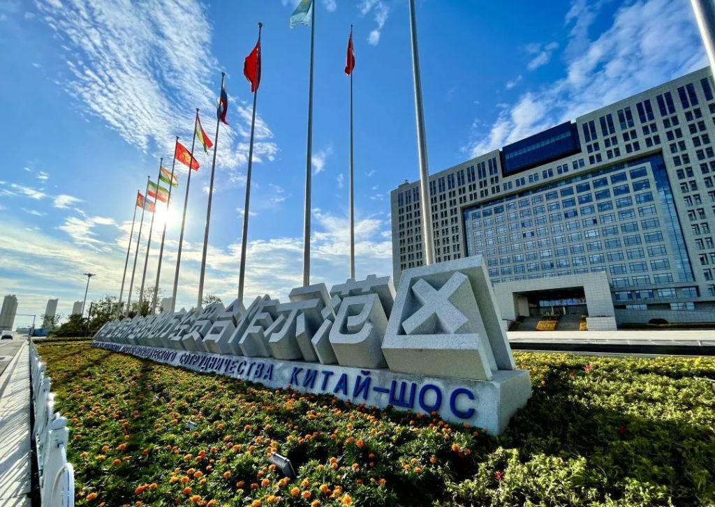 青岛胶东国际机场不到三年的时间,上合示范区已全面起势,交出了一张张