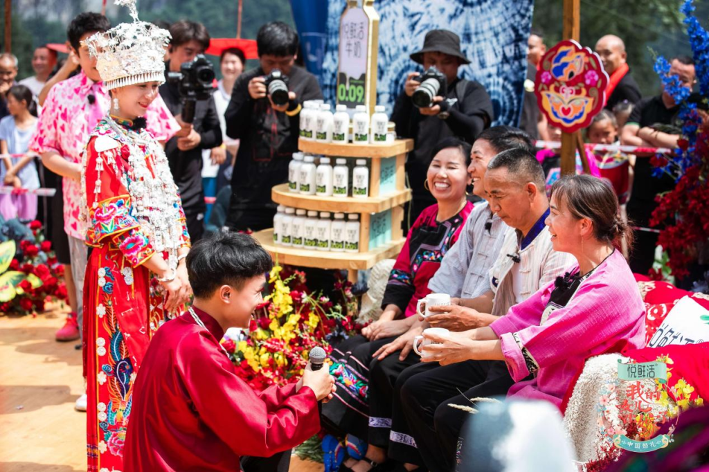 我的女儿出嫁了苗族婚礼大团圆新人齐聚圆满收官