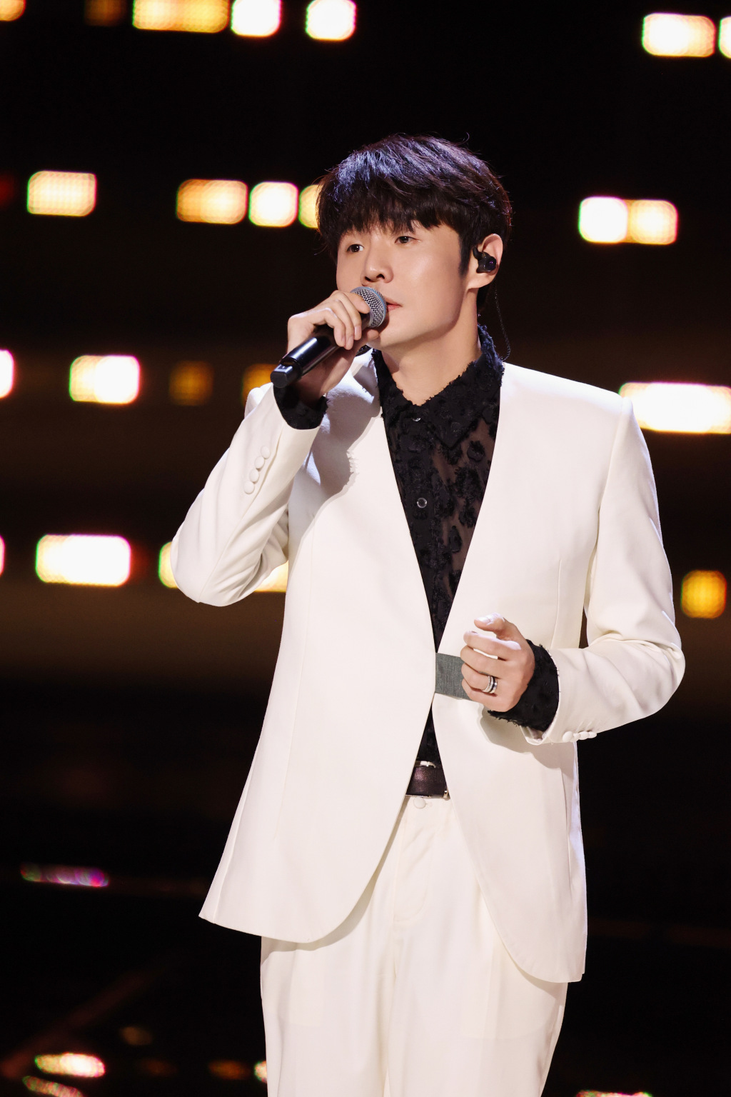 《花好月圆中秋赏歌会》李荣浩王靖雯师生重聚 李克勤唱"凡尔赛之歌"