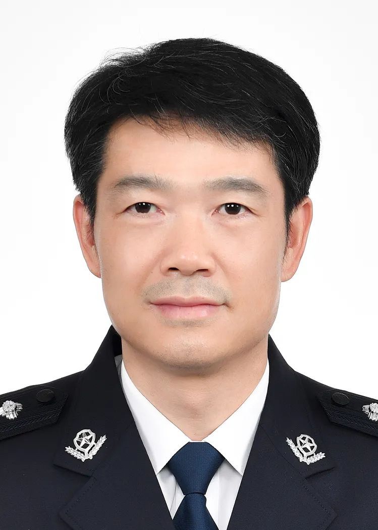 政前方丨张亚宏任上海市公安局局长