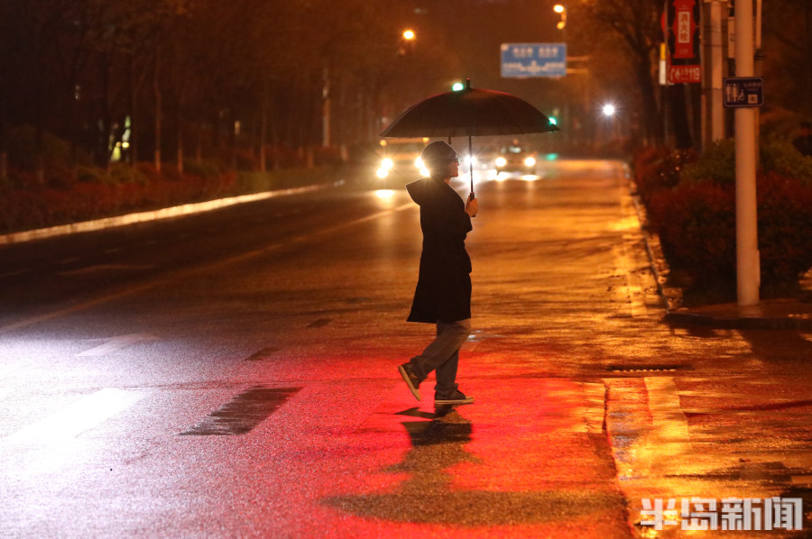 夜雨-半岛网
