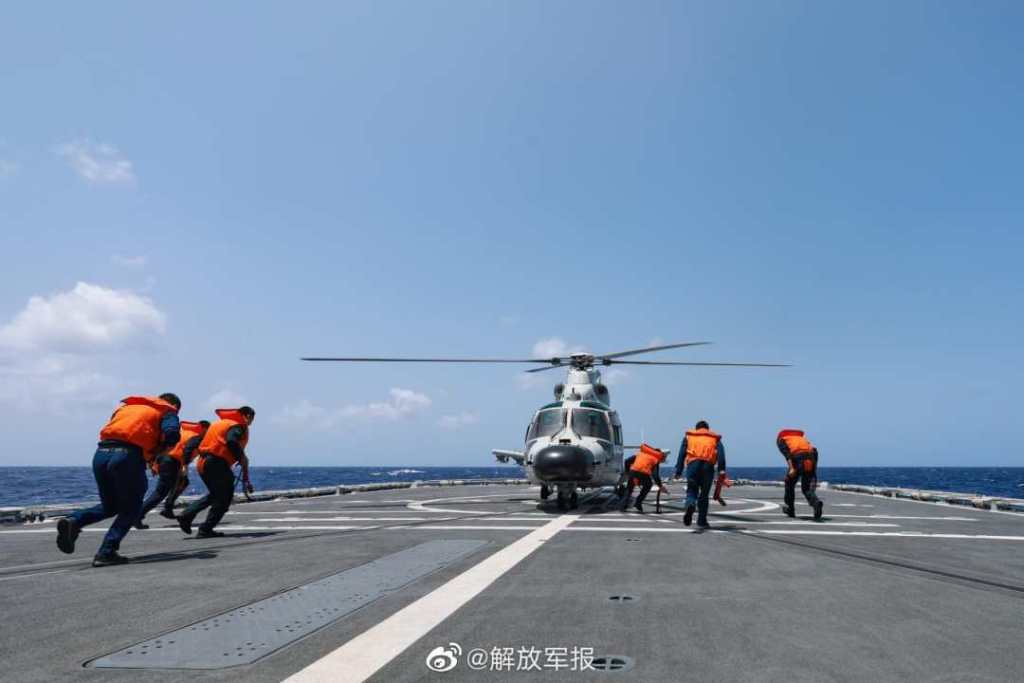 南部战区海军远海训练高燃现场