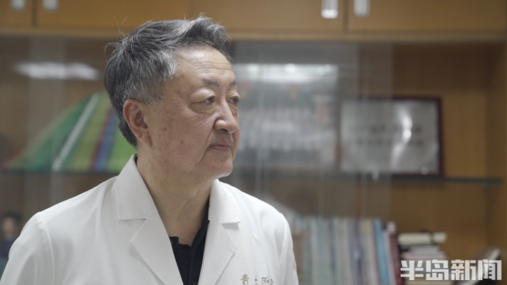 大医精诚!第一个没有老师的医师节 这位"外科大家"流泪了-半岛网