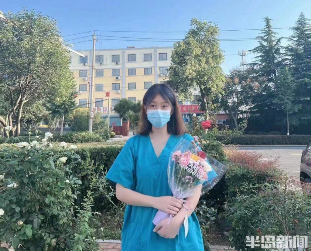 徐艺嘉资料图潘雨欣随后在科里汇报工作时讲述了自己救人的经过,得到