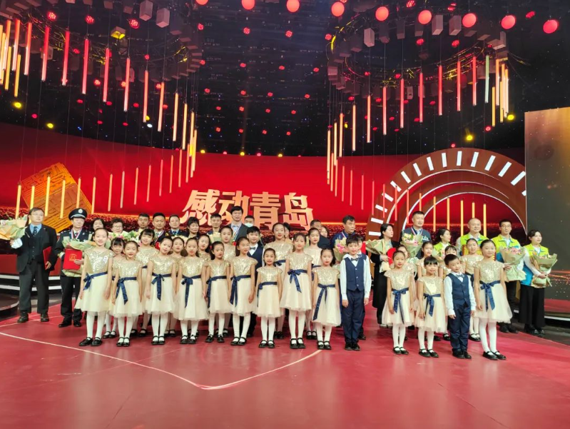 社区民警马怀龙,青岛真情巴士集团公交驾驶员于义睦,胶州市税务局组织