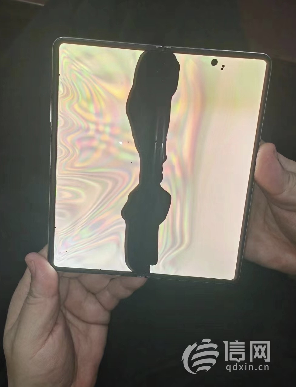 荣耀手机有划痕就不能保修屏幕漏液?原来是工程师没做检测直接下结论