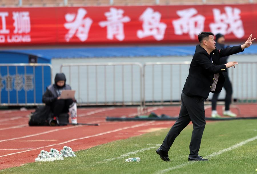 这是一个苦涩的周末青岛红狮主场首秀不敌大连英博海牛西海岸也双双