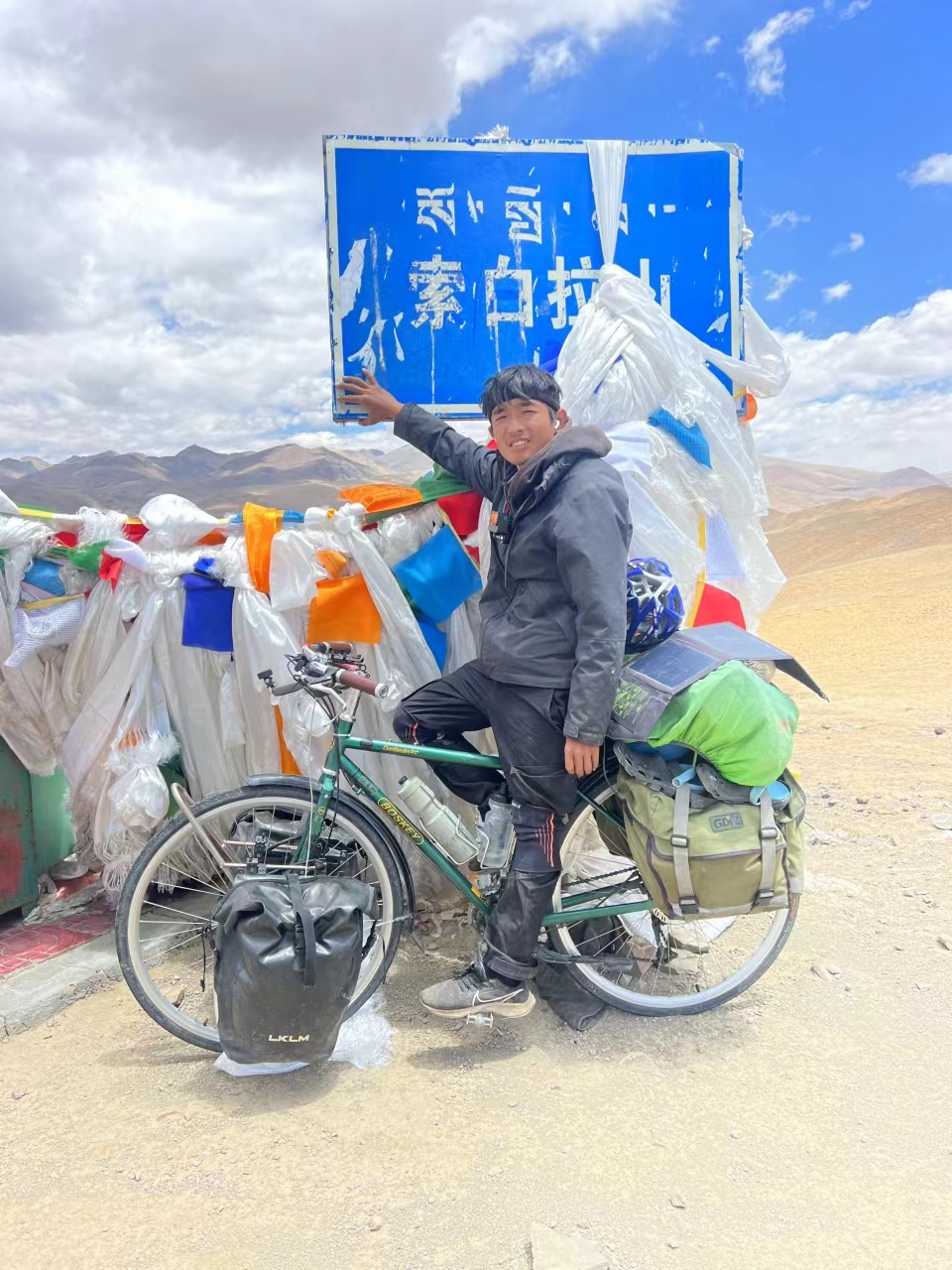 曾是外卖小哥,骑行环游中国!行程2万公里近50个城市,喜欢青岛的大海