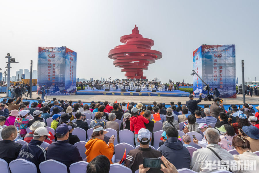 军歌嘹亮,唱响五月的风!为看演出,退役老兵激动到凌晨四点起床