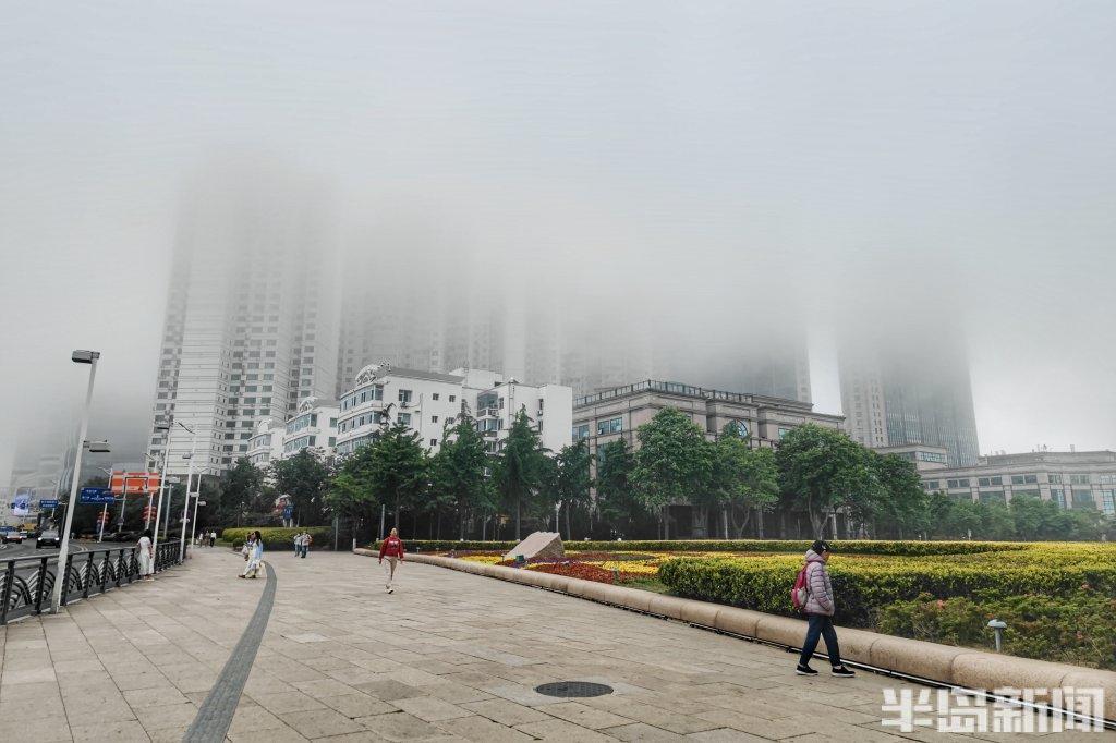 浓雾不“散场”-半岛网