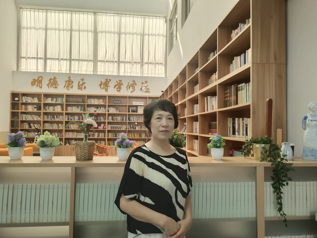 位于市南区仰口路18号的青岛市老年大学,几乎每天都在迎接一拨又一拨