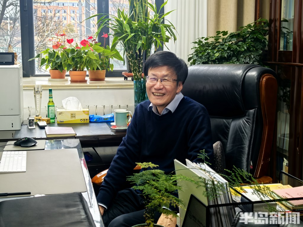 新闻周刊丨中科院院士梁作堂：“乐高宇宙”里的质朴与浪漫-半岛网