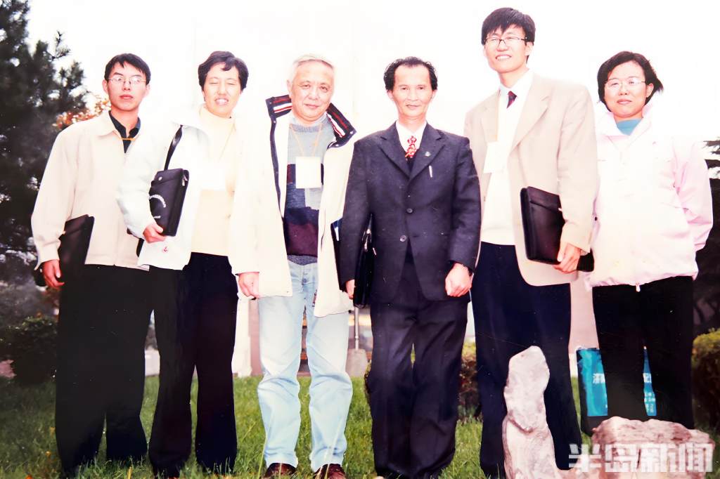 新闻周刊丨中科院院士梁作堂：“乐高宇宙”里的质朴与浪漫-半岛网
