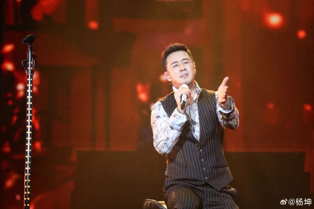 张碧晨、杨坤先后发文宣布缺席《歌手2026》突围赛